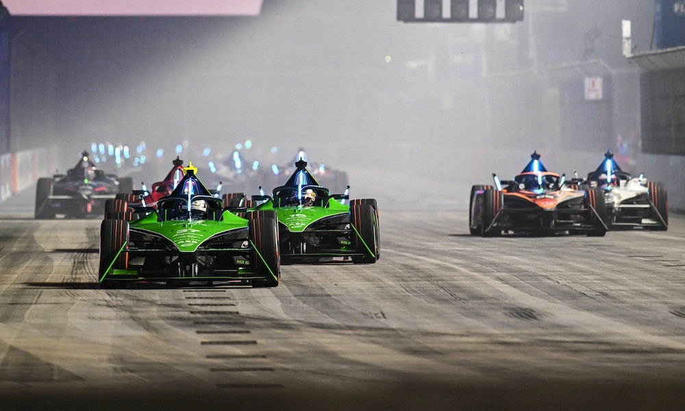 Formula E London race involving Gen3 cars