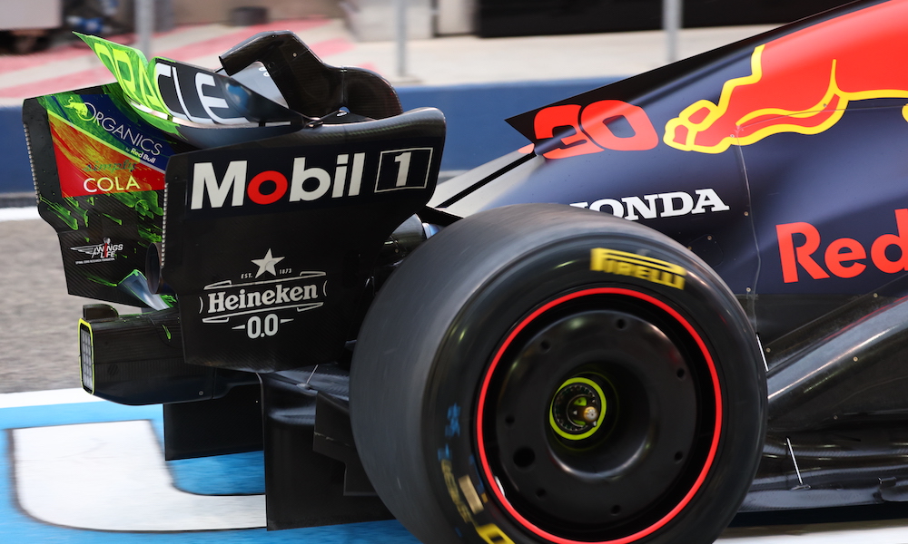 Red Bull RB21 rear wing with flow-vis paint