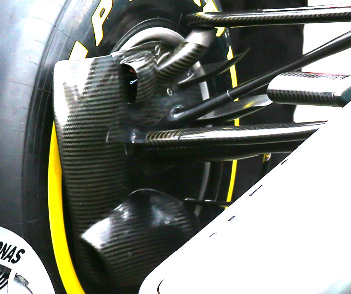 Mercedes W08 EQ Power+